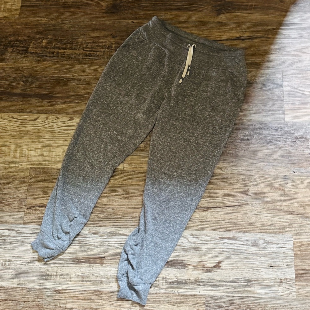 SO Heather Gray Drawstring Jogger Sweatpants Size Medium